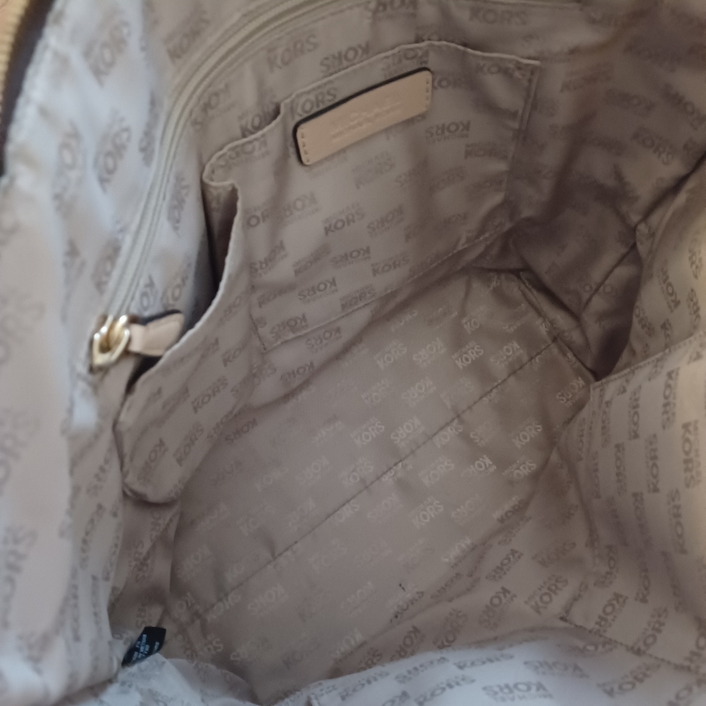 Michael Kors bag - Picture 5 of 7
